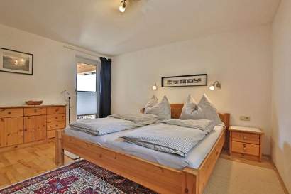 07_Appartement-Balkon-Schlafzimmer.jpg